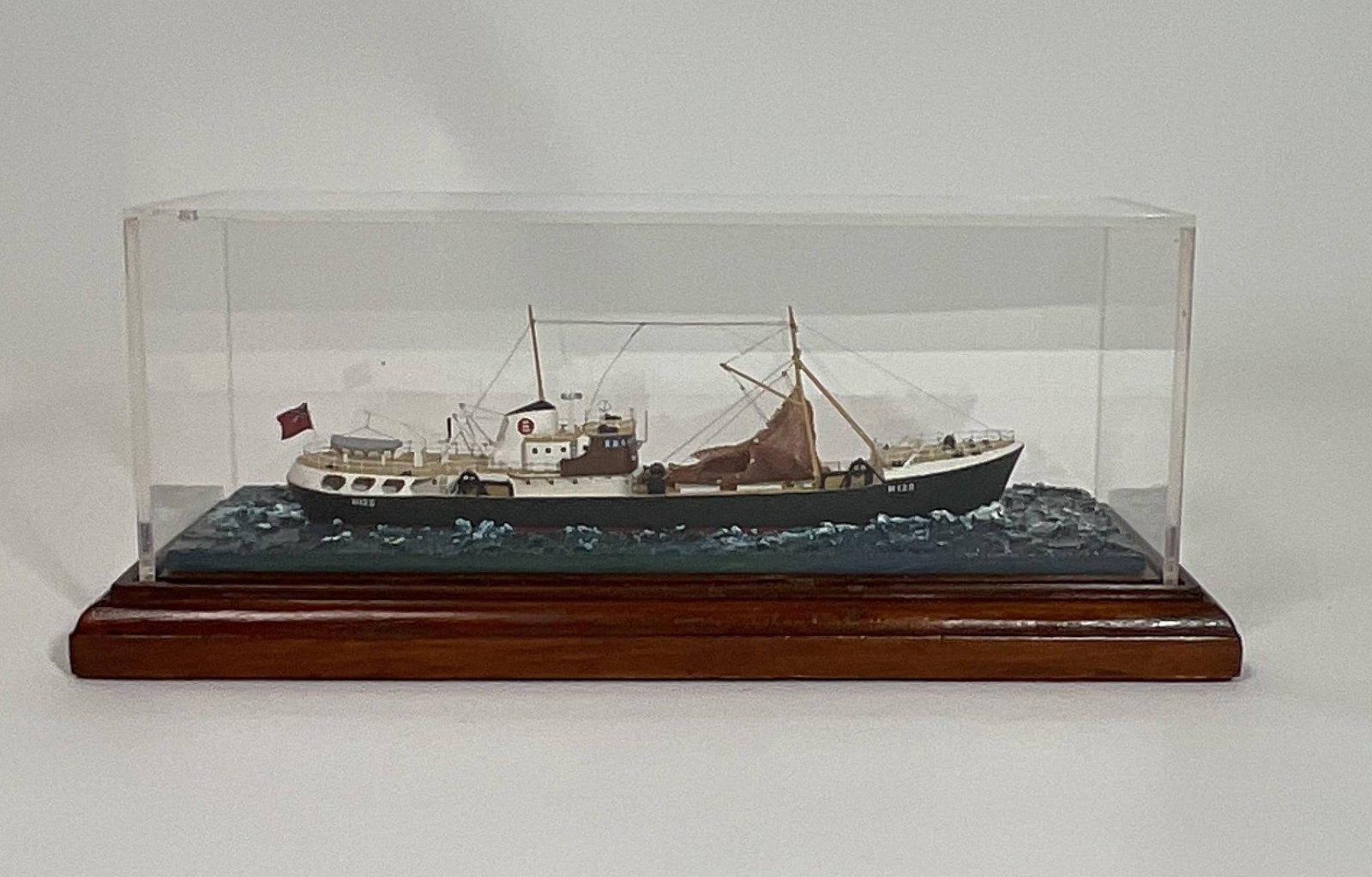 Cased model of Charles Fox Fishing Trawler Model (1 of 20)