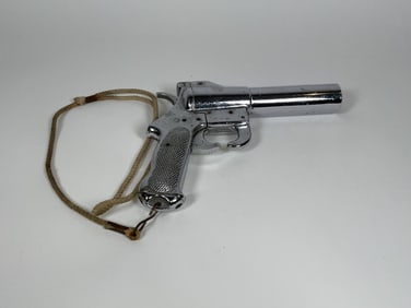 Maritime Flare Pistol by Signal Pyrotechnic Co.