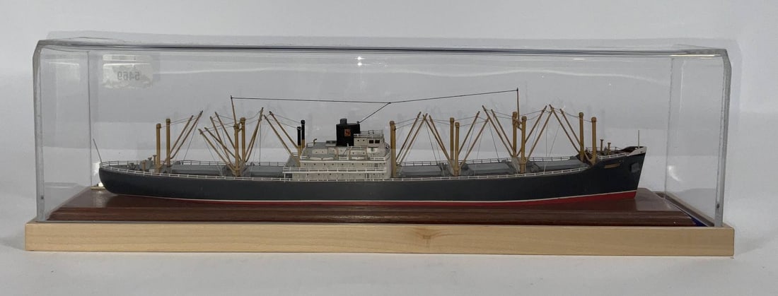 Van Ryper of Marthas Vineyard Ship Model: A lovely Van Ryper waterline model of a typical C3 freighter "Harpoon". C3s were built in great numbers by the US Maritime Commission starting in the late '30s. At 459' feet, the C3 was larger and fas