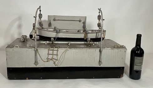 US Navy Lifeboat Training Aid Apparatus