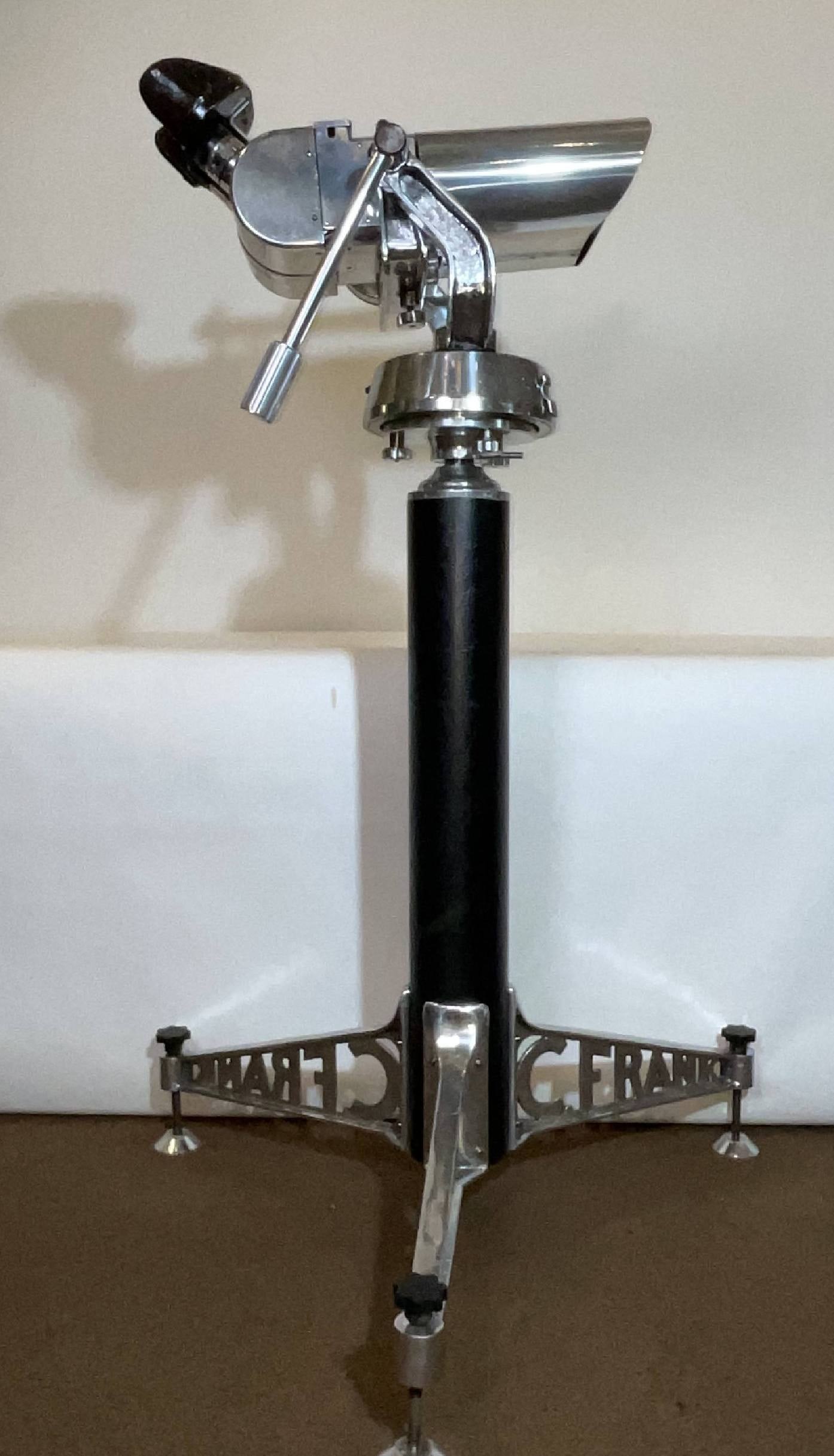 Military Binoculars on Stand by C. Frank of Glasgow (1 of 12)