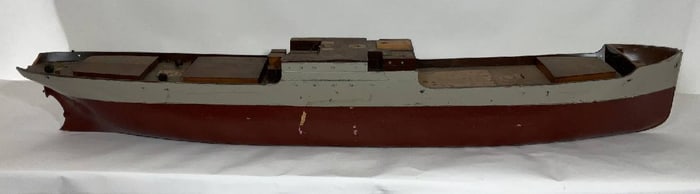 Hull Model of the Steamship AMIENS in Distressed Condition
