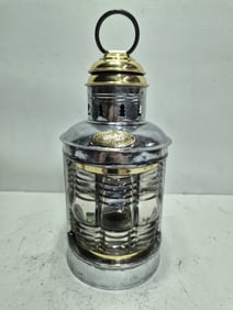 Triplex Bow Lantern with Rippled Fresnel Lens