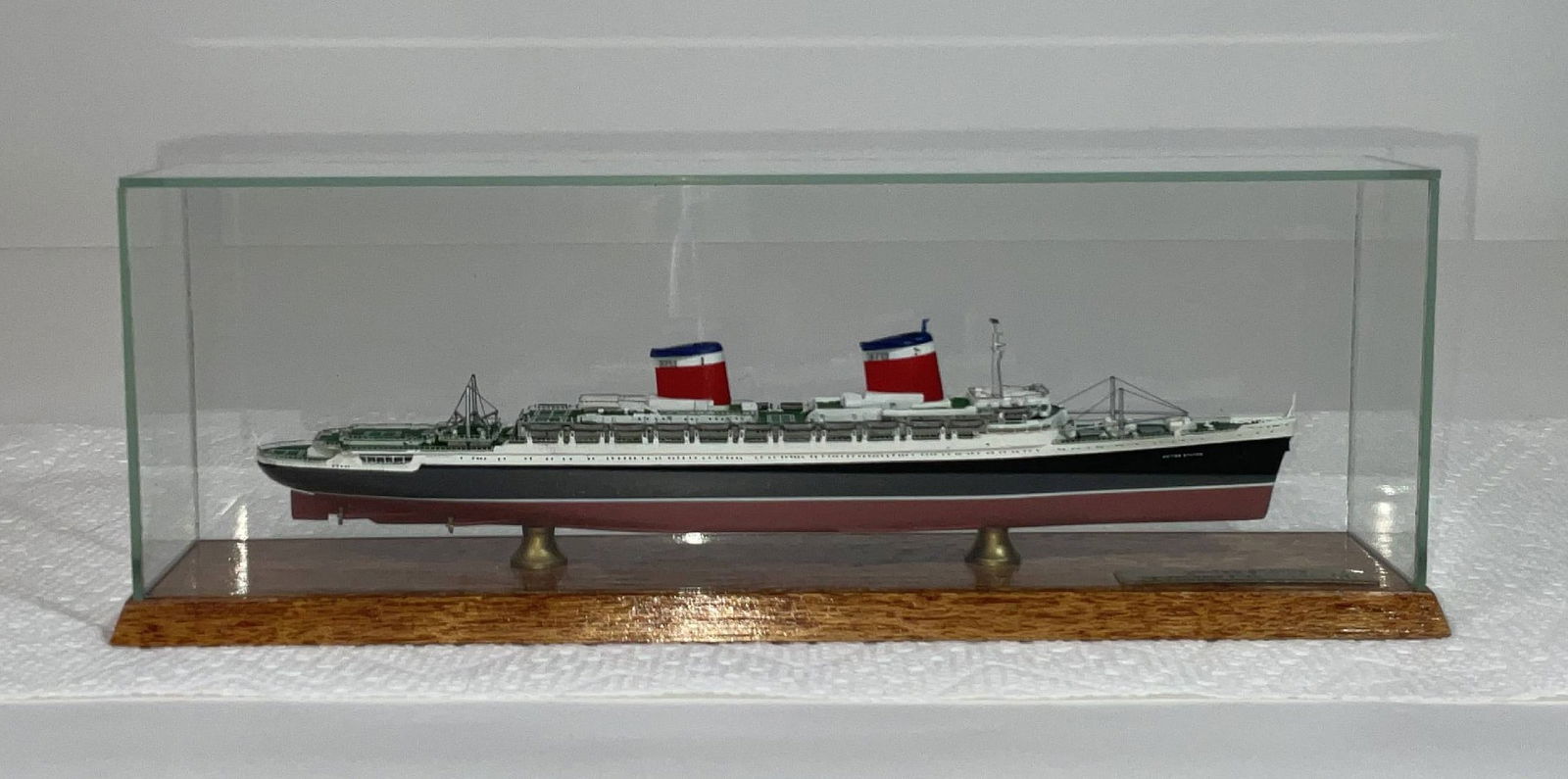 Classic Ship Collections full hull model of the S.S. United States (1 of 13)