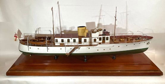 Royal Yacht Squadron Yacht RYS CETO