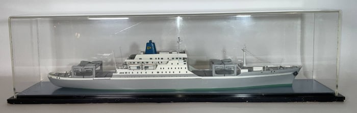 A Boucher Lewis commercial model