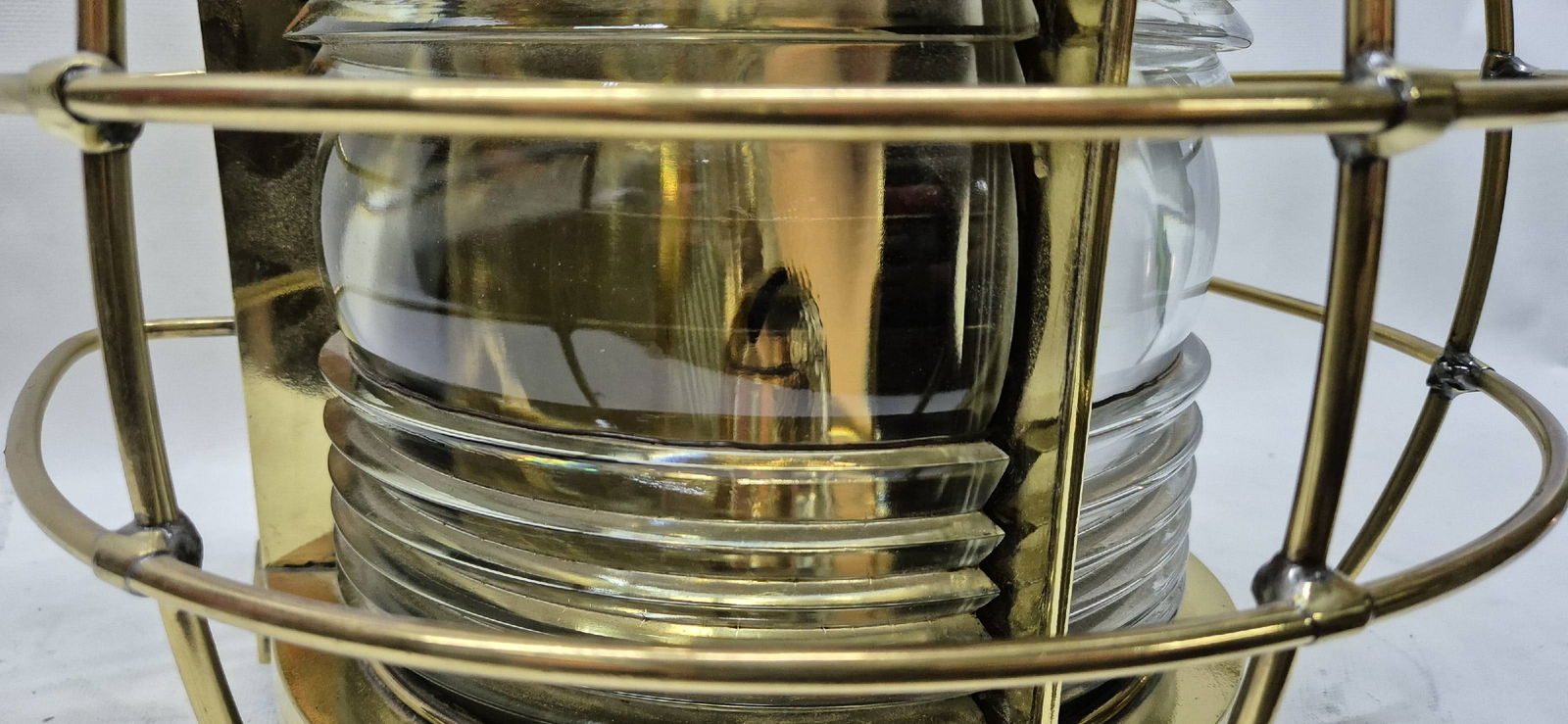 Fantastic Solid Brass Ship's Masthead Lantern - 18