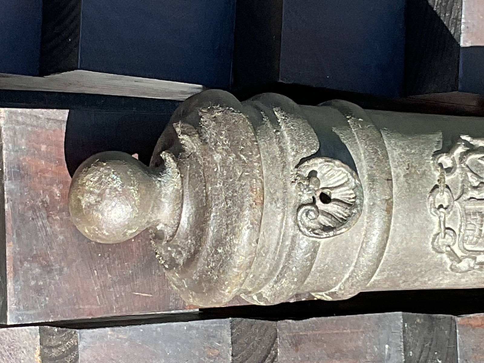 Pair of Bronze Spanish 1702 Replica Cannons on Carriages - 2