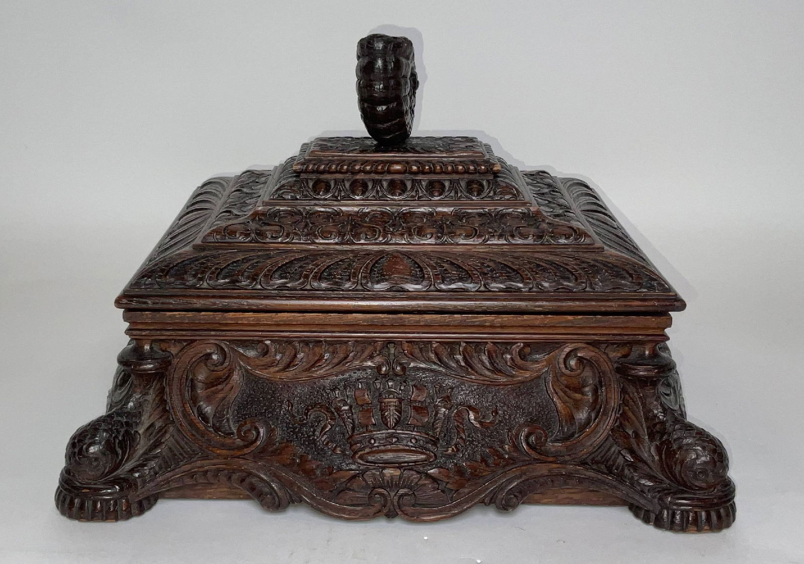 Carved Wood Box with Nautical Motif (1 of 12)