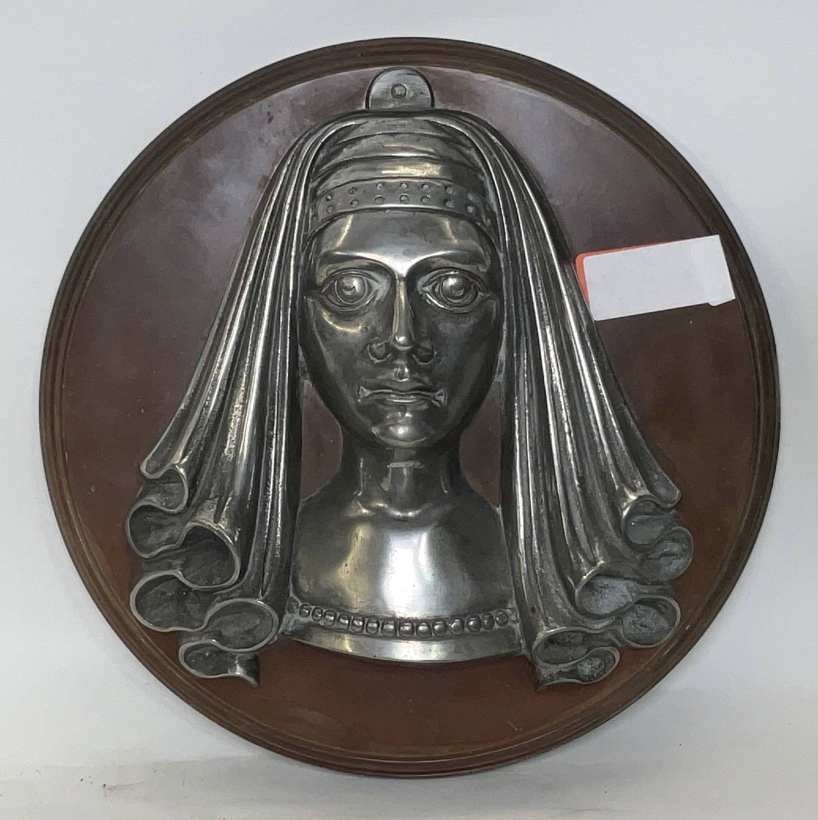 HMS Penelope of the Royal Navy Gun Tompion: Finely cast gun tompion from HMS Penelope, a light cruiser from 1914. She travelled at 28 knots with parsons turbines. She guarded the entrance of the English channel. 12 lbs. 12"Diameter.