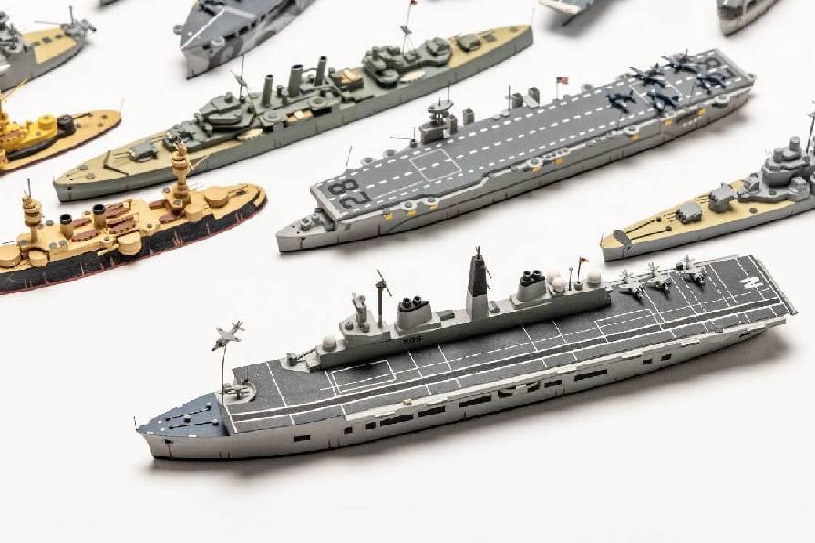 Superb Models by a French Engineer - 4