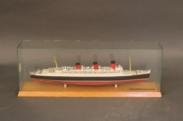 Model of Queen Mary (1 of 7)