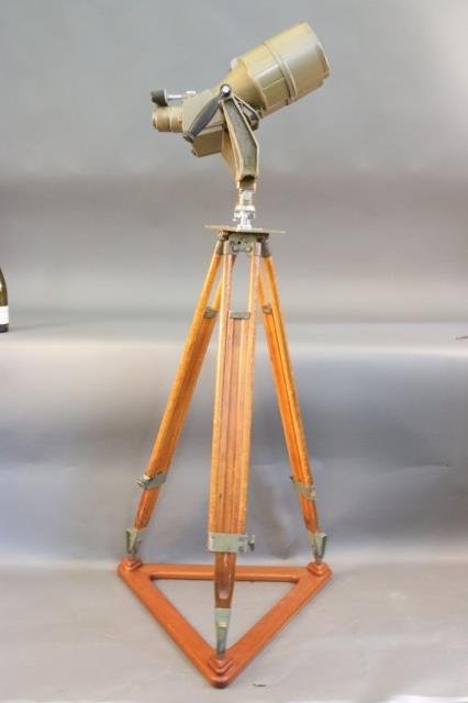 Military Binoculars (1 of 6)