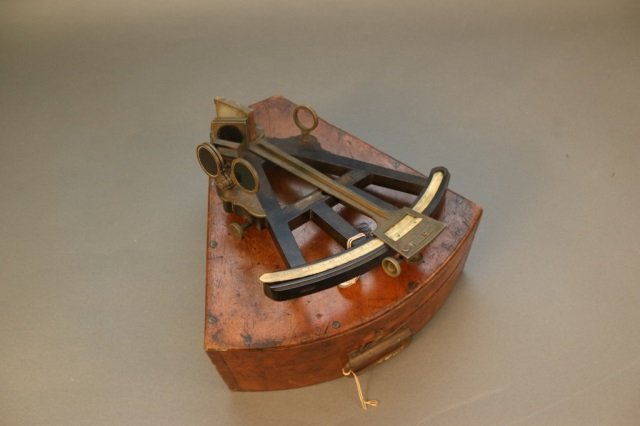 19th C. "T" Frame Ship's Octant (1 of 4)