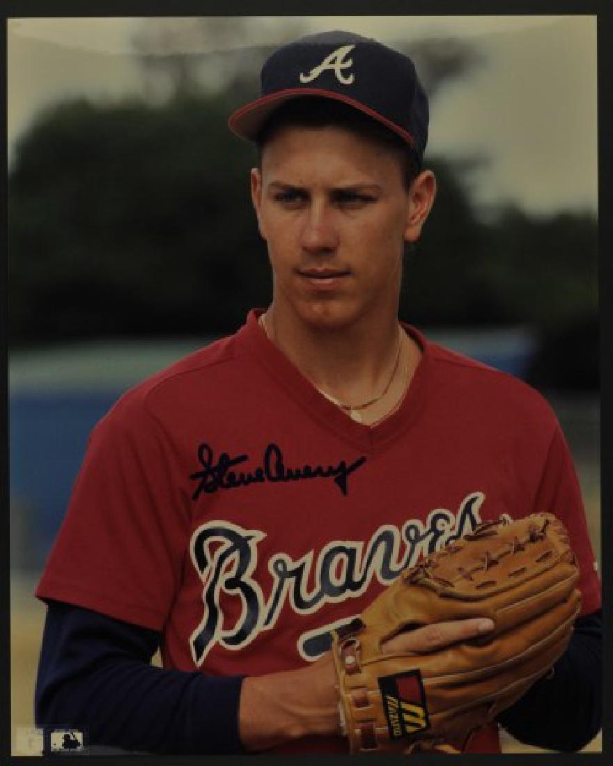 Signed Steve Avery Photo (1 of 1)