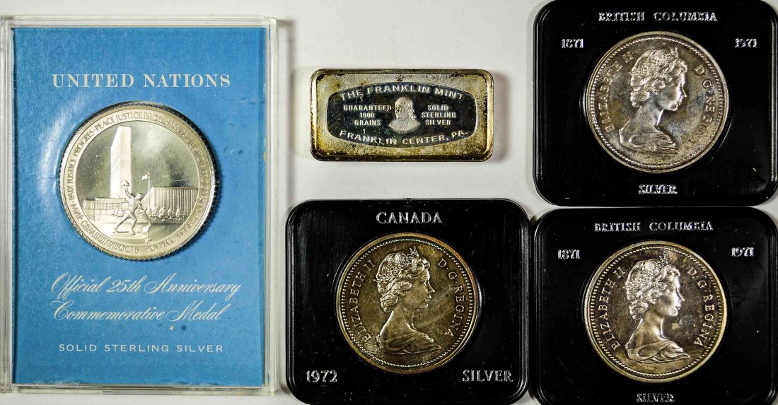 Lot of Silver---Bar, Medallion, Coins: Franklin Mint 1000 Grains sterling silver bar, showcasing The Citizens and Southern National Bank of South Carolina, 2.100 ozt---Sterling silver "United Nations Official 25th Anniversary Commemorative
