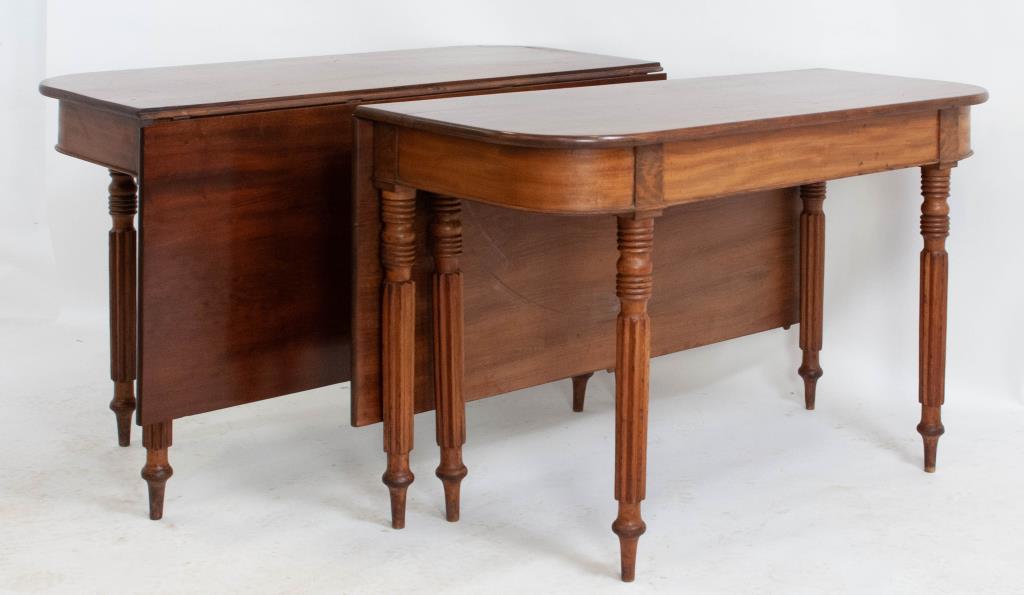 Early 19th C. Baltimore Federal Dining Table: In two parts, each D-shape end with drop leaf, turned and boldly reeded legs, molded frieze, mahogany with mixed secondary woods; each end with leaf down measures 48"W x 21"D, 28 1/2"H; table fully op