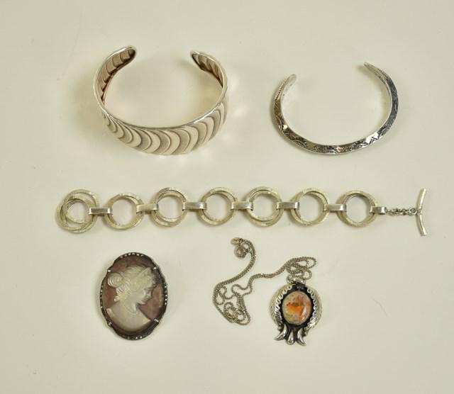 Lot of Sterling Jewelry (1 of 8)