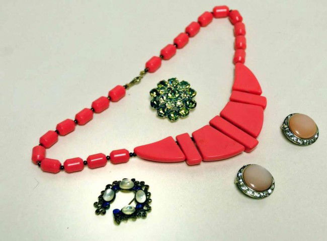 4 Pcs. Vintage Jewelry--Hobe, Weiss, Coro, Lucite: 1. Signed Hobe horseshoe-shaped pin set with four moonstones and five blue rhinestones; approximately 1 1/2" x 1 1/2"; 2. Signed Weiss circular rhinestone pin; approximately 1 1/4" diameter; 3. Pair o