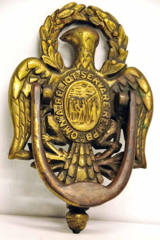Society of the Cincinnati Brass Door Knocker: Spread-eagle knocker designed for members of the Society of the Cincinnati; made of cast brass; verso having cast identification "Society of the Cincinnati 1783" in addition to stamped initials and da