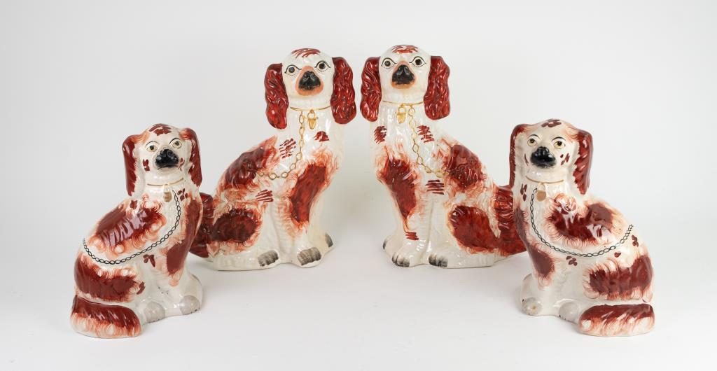 Two Pairs of Facing Staffordshire Spaniels (1 of 11)