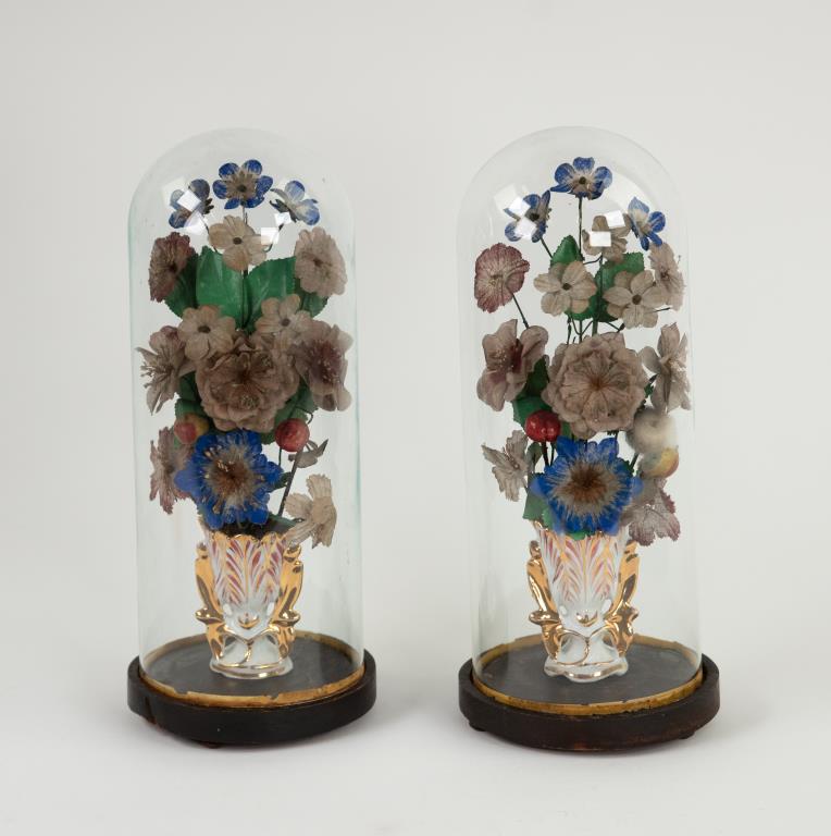 Pr. Victorian Display Domes w/ Flowers (1 of 8)