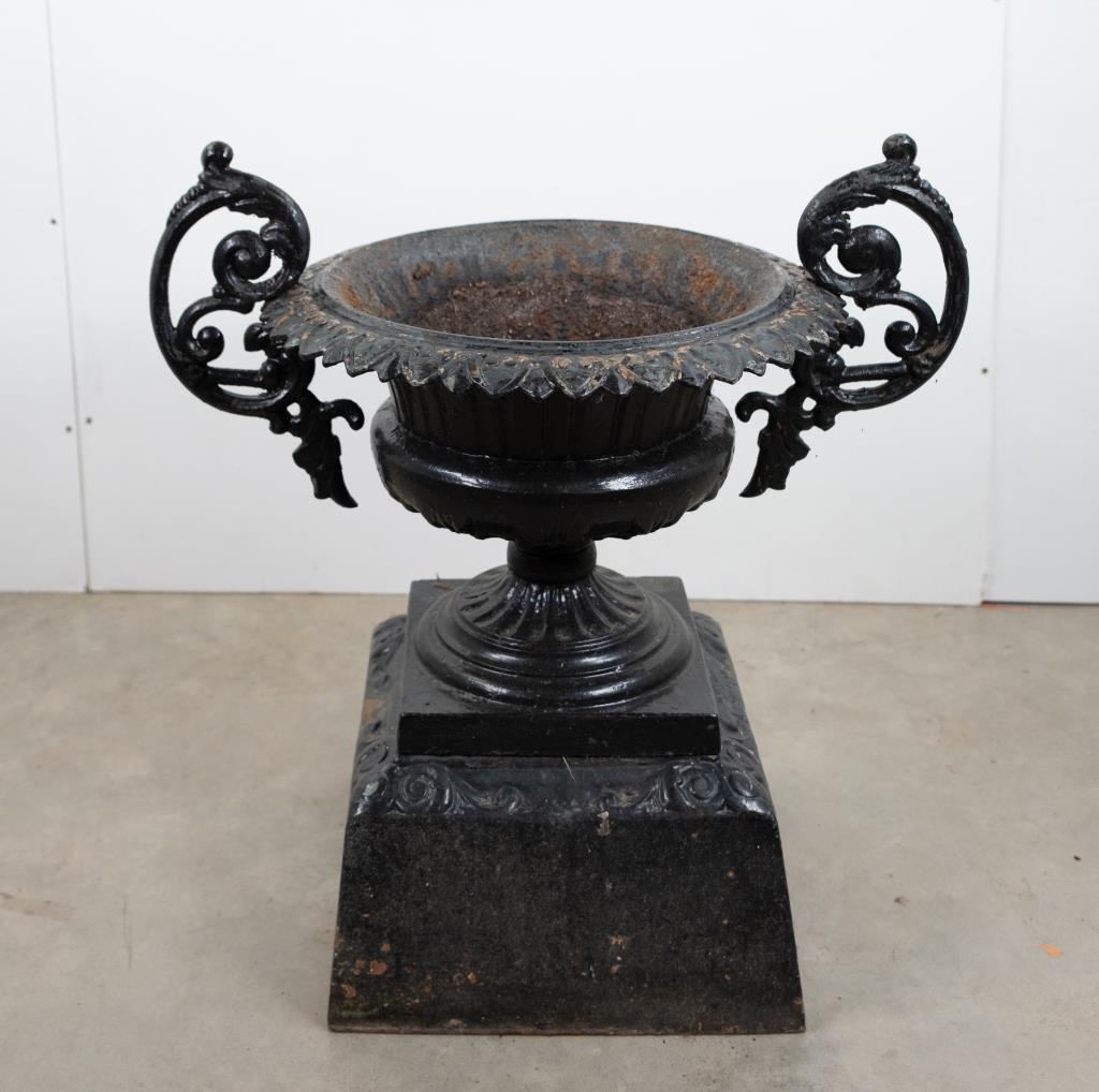 Kramer Bros. Cast Iron Garden Urn on Stand (1 of 7)