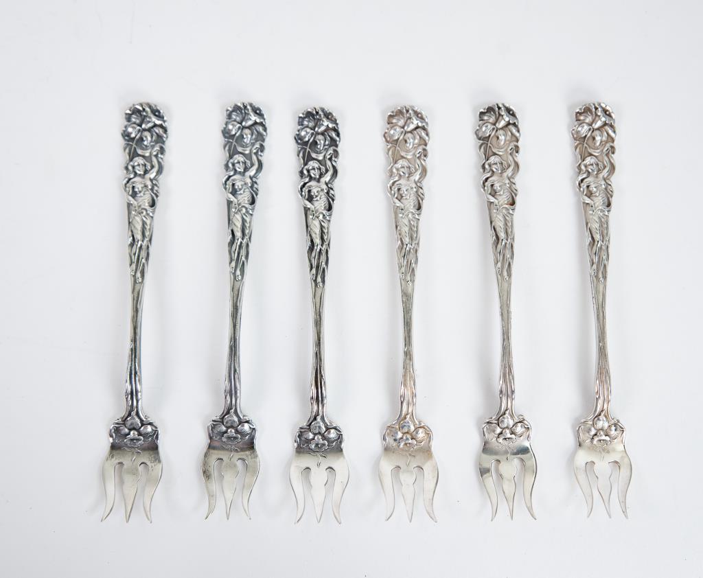 Set of 6 Alvin "Raphael" Sterling Cocktail Forks (1 of 4)