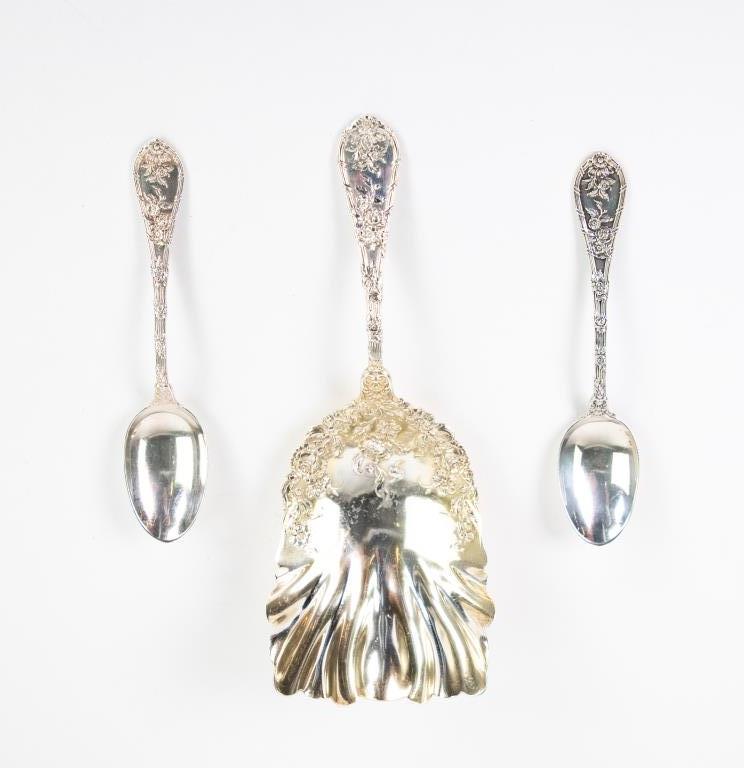Durgin "Dauphin" Sterling Flatware (1 of 7)