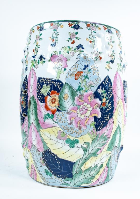 Chinese Tobacco Leaf Porcelain Garden Seat (1 of 6)