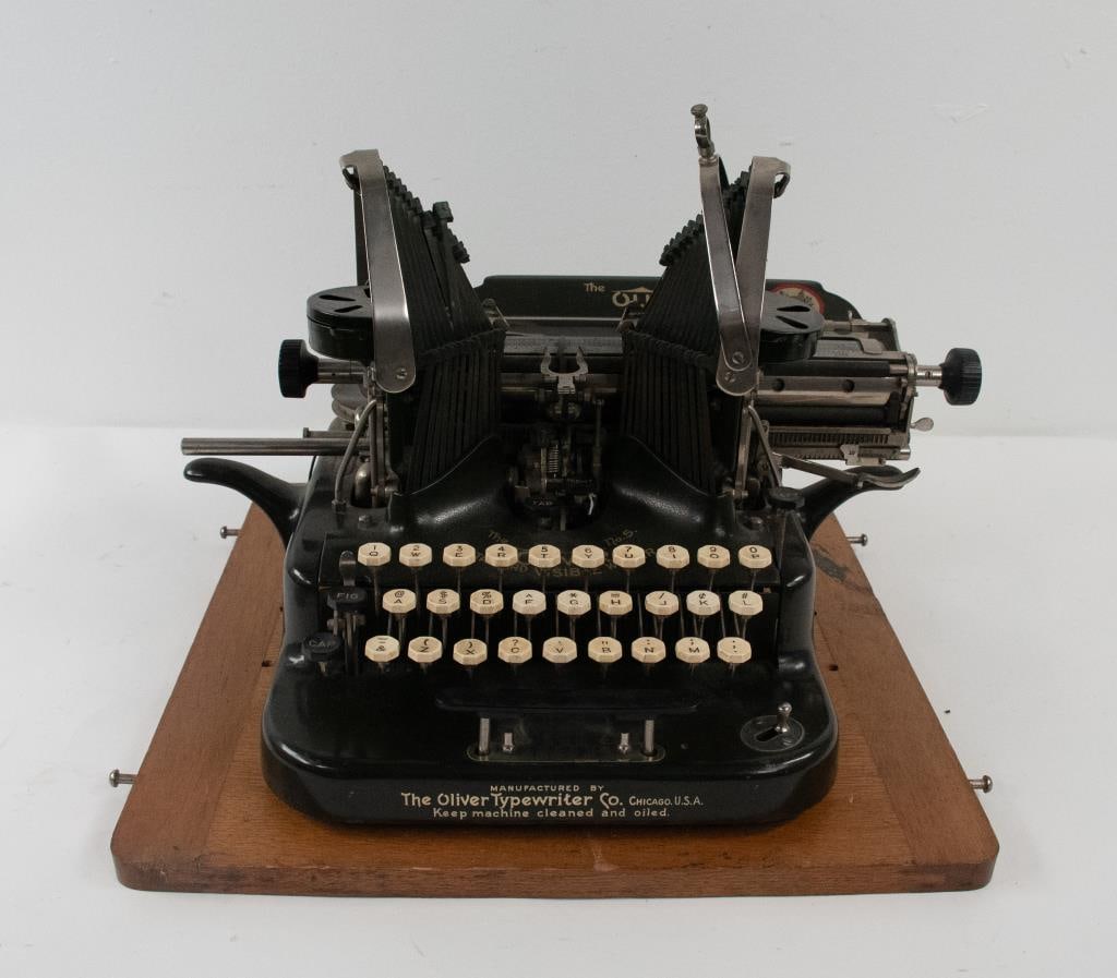 The Oliver #5 Typewriter w/ Cover and Base (1 of 16)