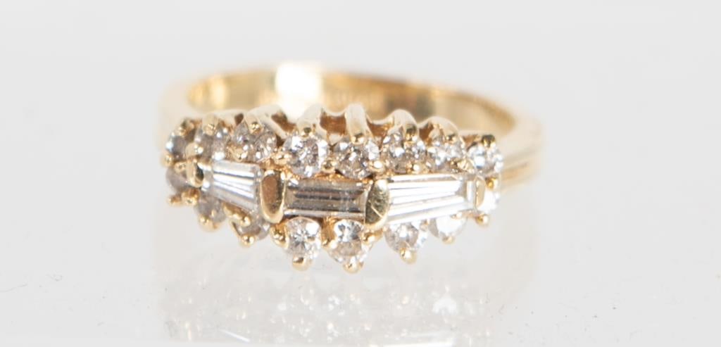 14kt Gold and Diamond Ring (1 of 4)