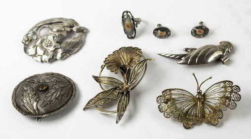 Eight Pcs. Sterling Jewelry