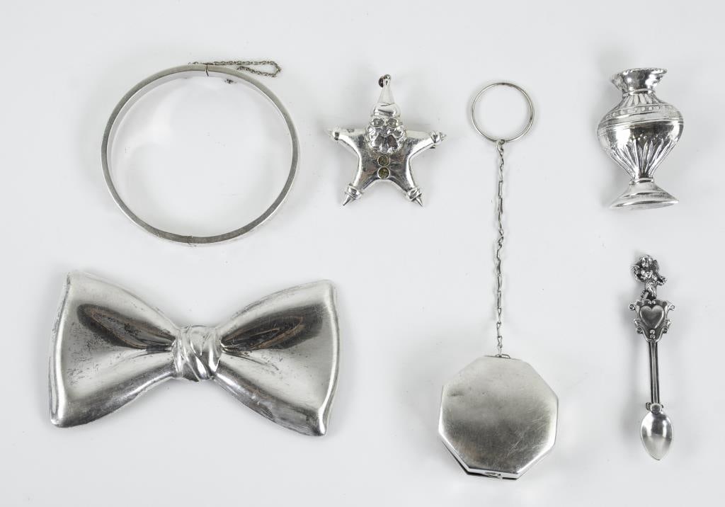Sterling Compact & 5 Pieces of Sterling Jewelry (1 of 13)