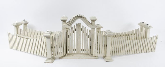 Wooden Christmas Tree Fencing w/ Light Sockets