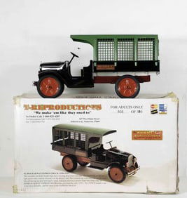 T Reproductions Buddy L Railway Express Truck