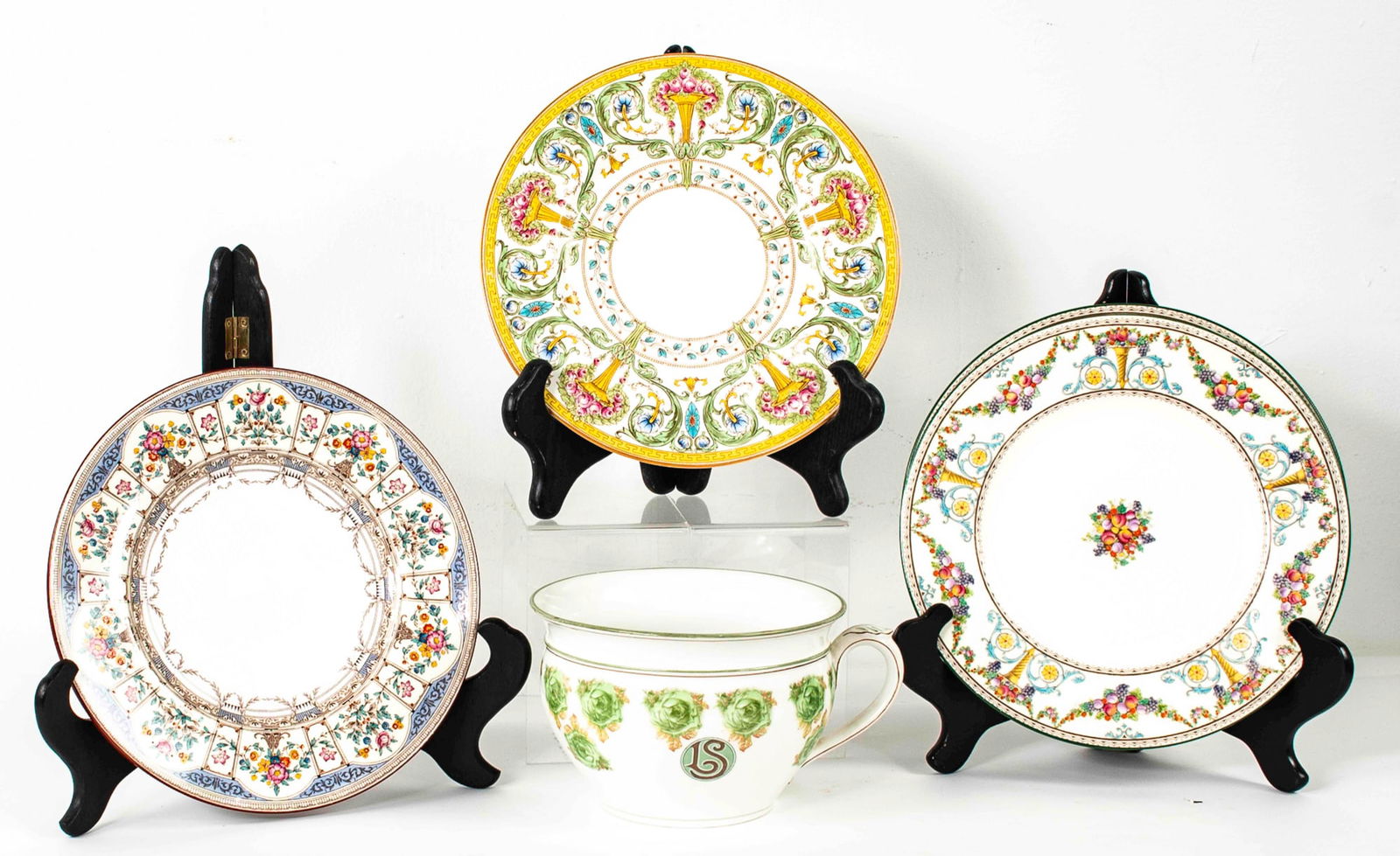 Ginori, Royal Worcester, Wedgwood, Mintons (1 of 12)