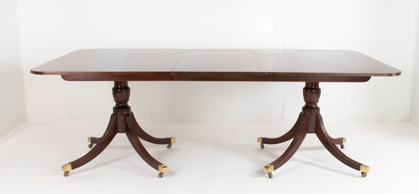 Baker Historic Charleston Banded Mahogany Dining