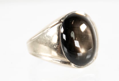 14kt White Gold & Gray Moonstone Ring