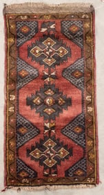 Persian Rug, 1'8"W, 3'5"L