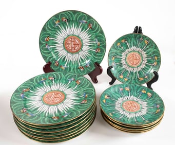 Famille Verte Cabbage Leaf Medallion Porcelain