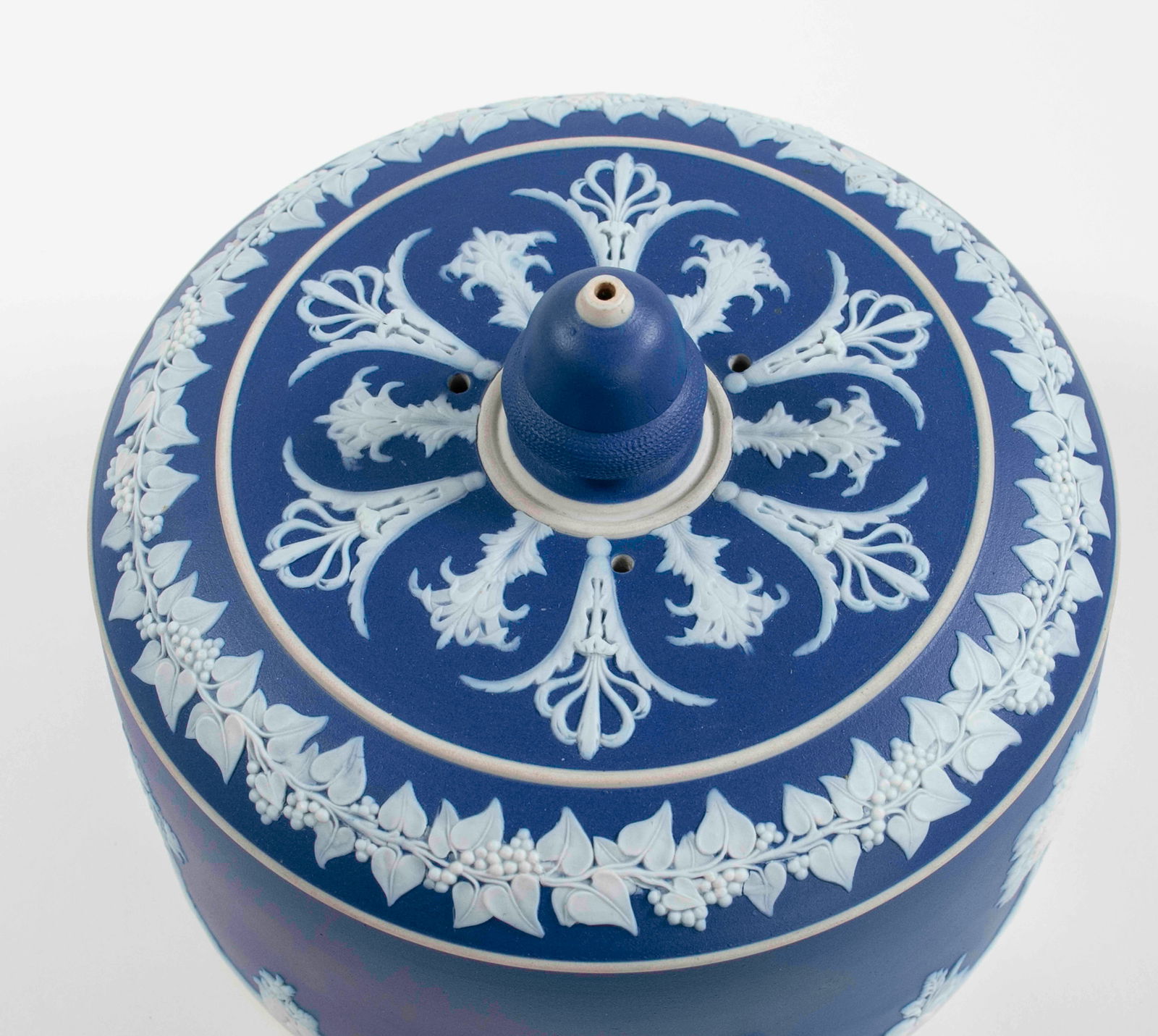 Lear Jasperware Cheese Dome and Stand - 7