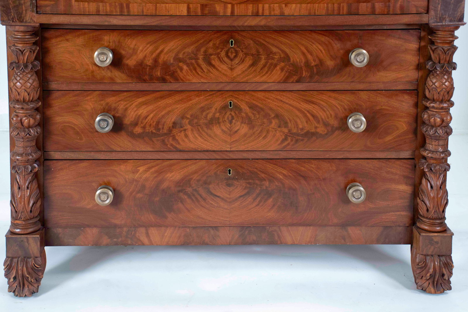 c. 1830 Prison Made Am. Classical Mahogany Chest - 3