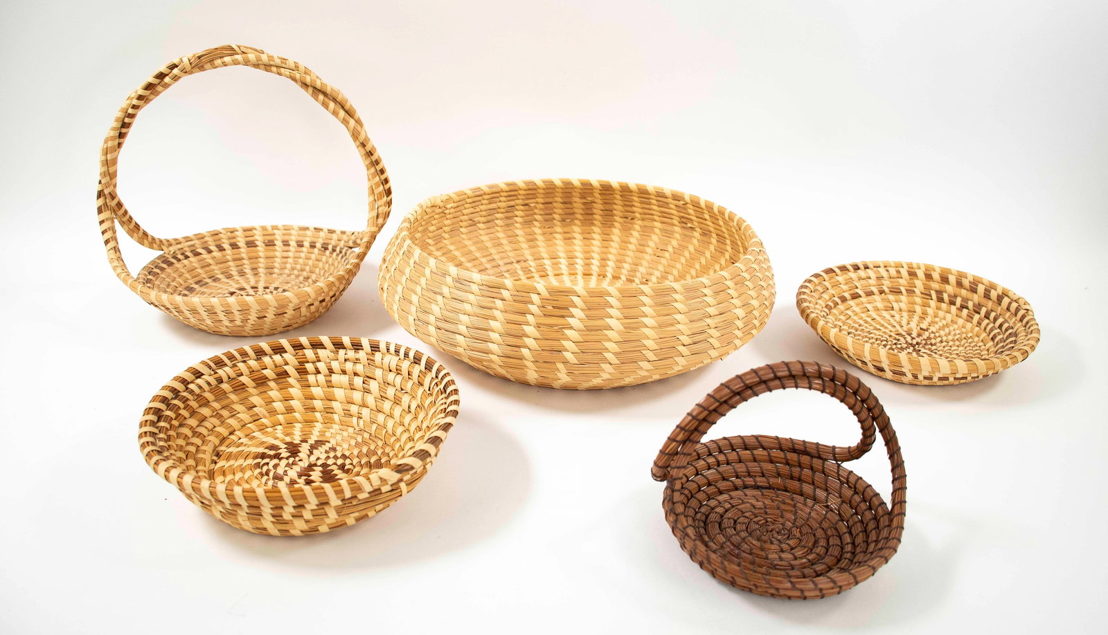 5 Signed South Carolina Sweetgrass Baskets (1 of 15)