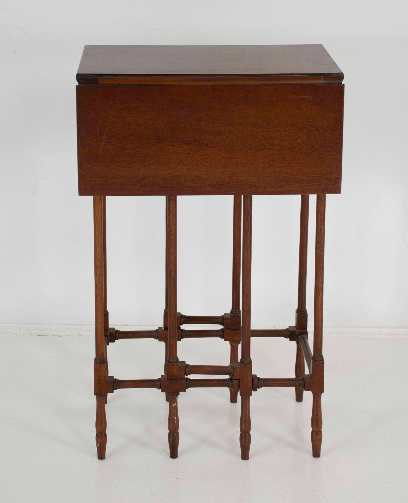 Wellington Hall, Mahogany Drop Leaf Side Table (1 of 6)