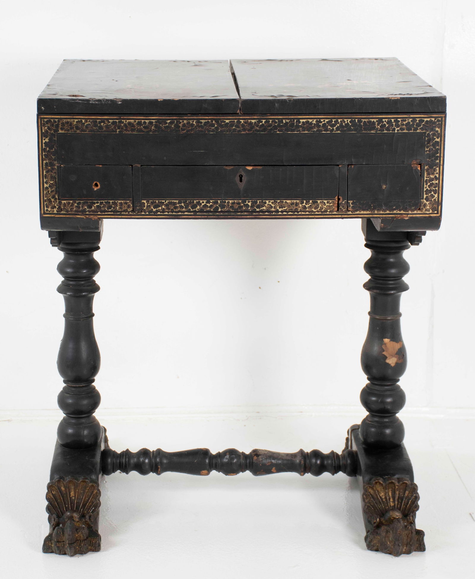 Chinese Export Lacquer Game Table - 3