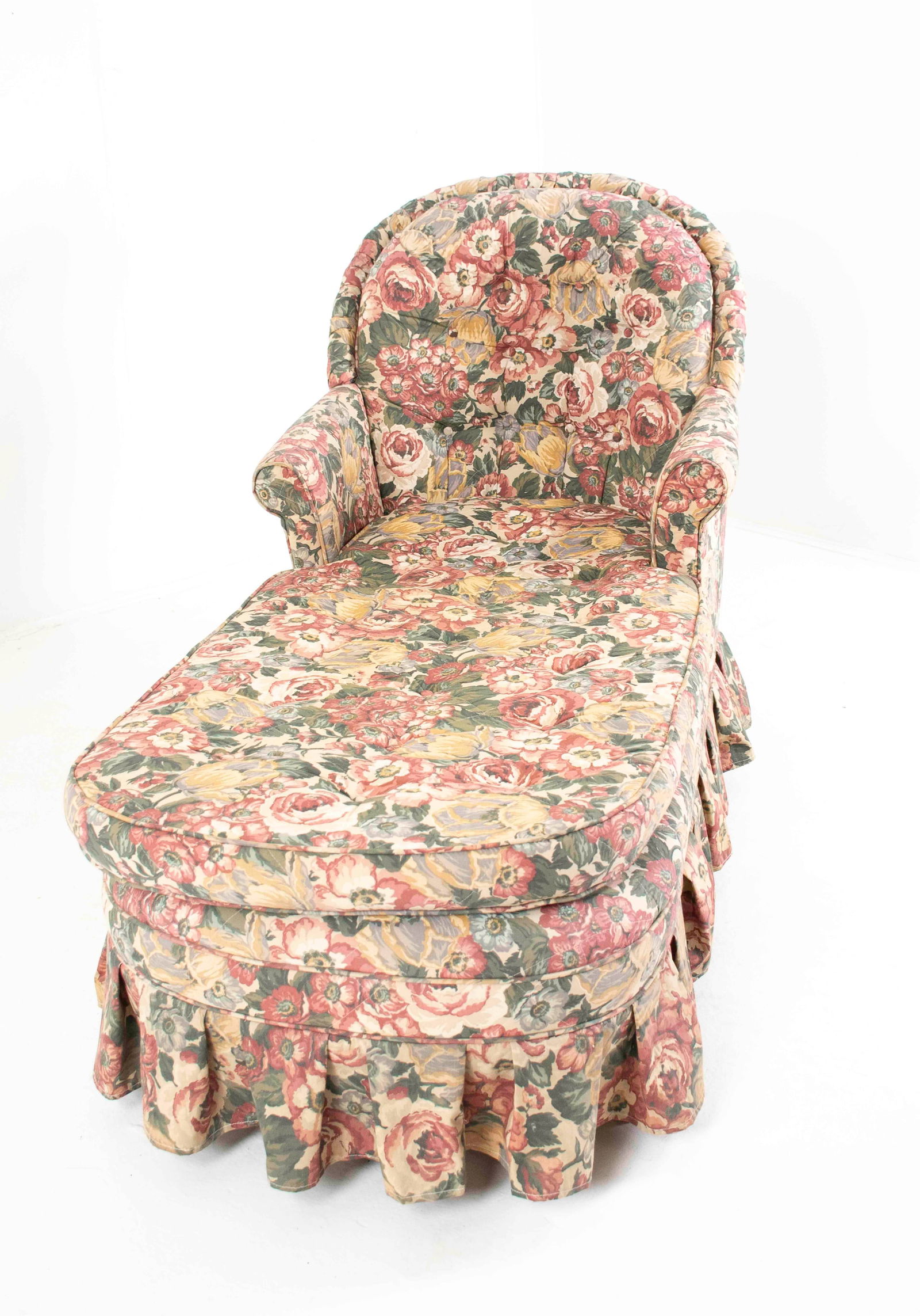 Skirted Chaise Lounge - 2