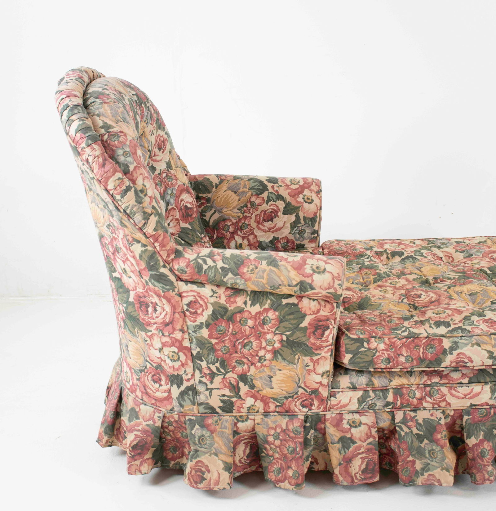 Skirted Chaise Lounge - 4