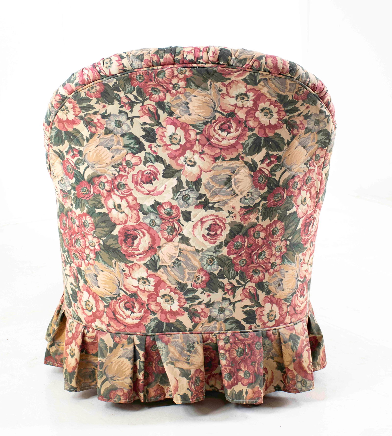 Skirted Chaise Lounge - 5