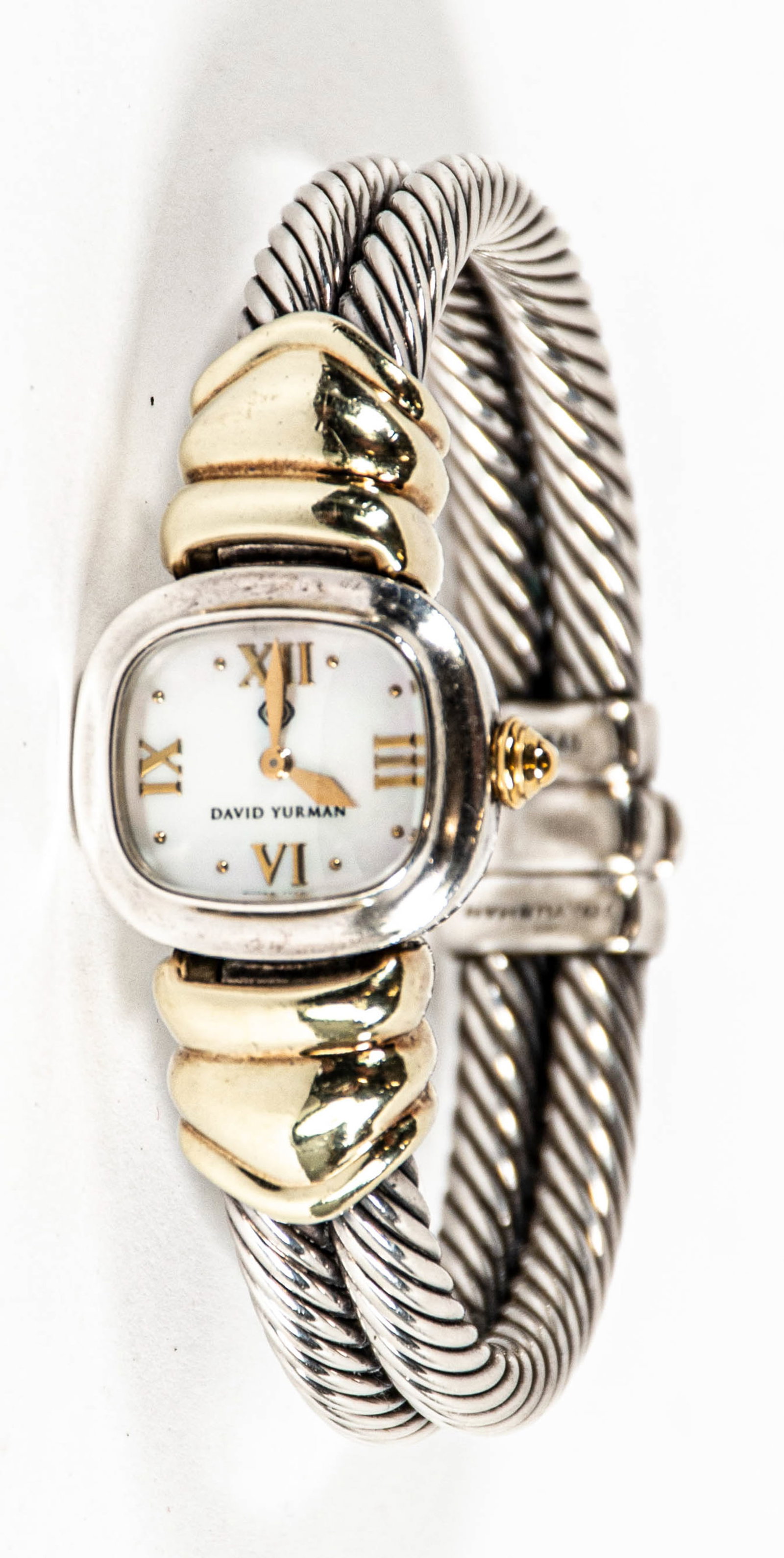 David Yurman Sterling & 14K Gold Cable Band Watch: Qualifies for in-house shipping---Sterling silver with 14K yellow gold accents, double cable design bracelet, T-14956; interior measures approx. 1 3/4"H, 2 1/4"W---good condtiion, working condition un